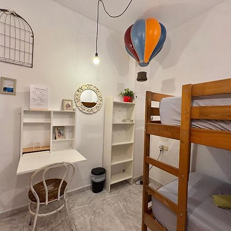 Habitacion En Calle Molino مالقة المظهر الخارجي الصورة